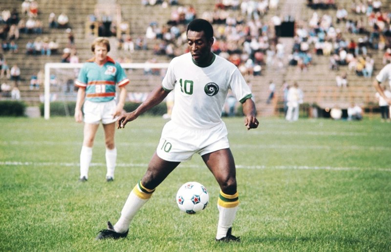 Pelé có tên trong top kiến tạo huyền thoại